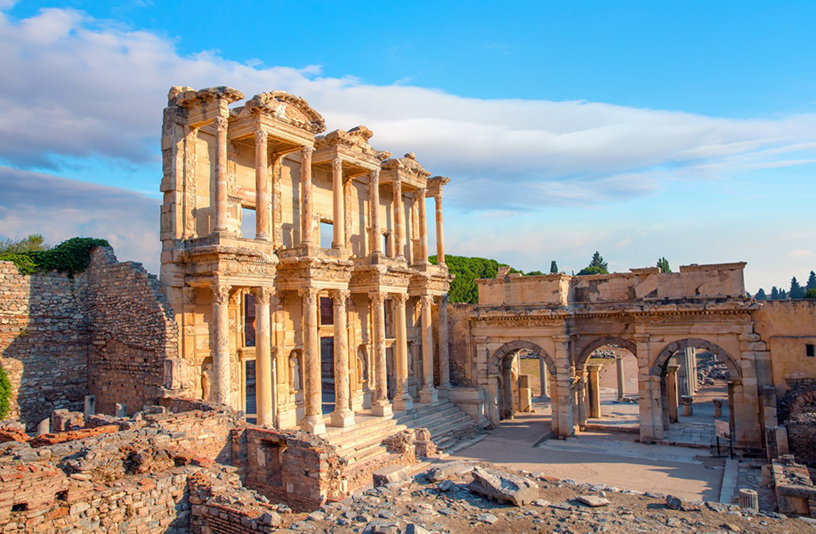 Nasıl Tarih Öğretmeni Olunur? Tarih Öğretmenliği Olan Üniversiteler