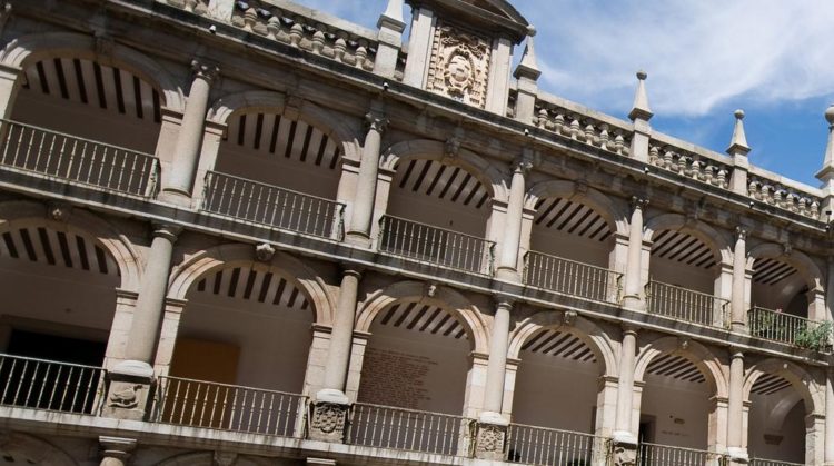 Online Psikoloji Yüksek Lisansı Yapabileceğiniz En Başarılı 10 Üniversite